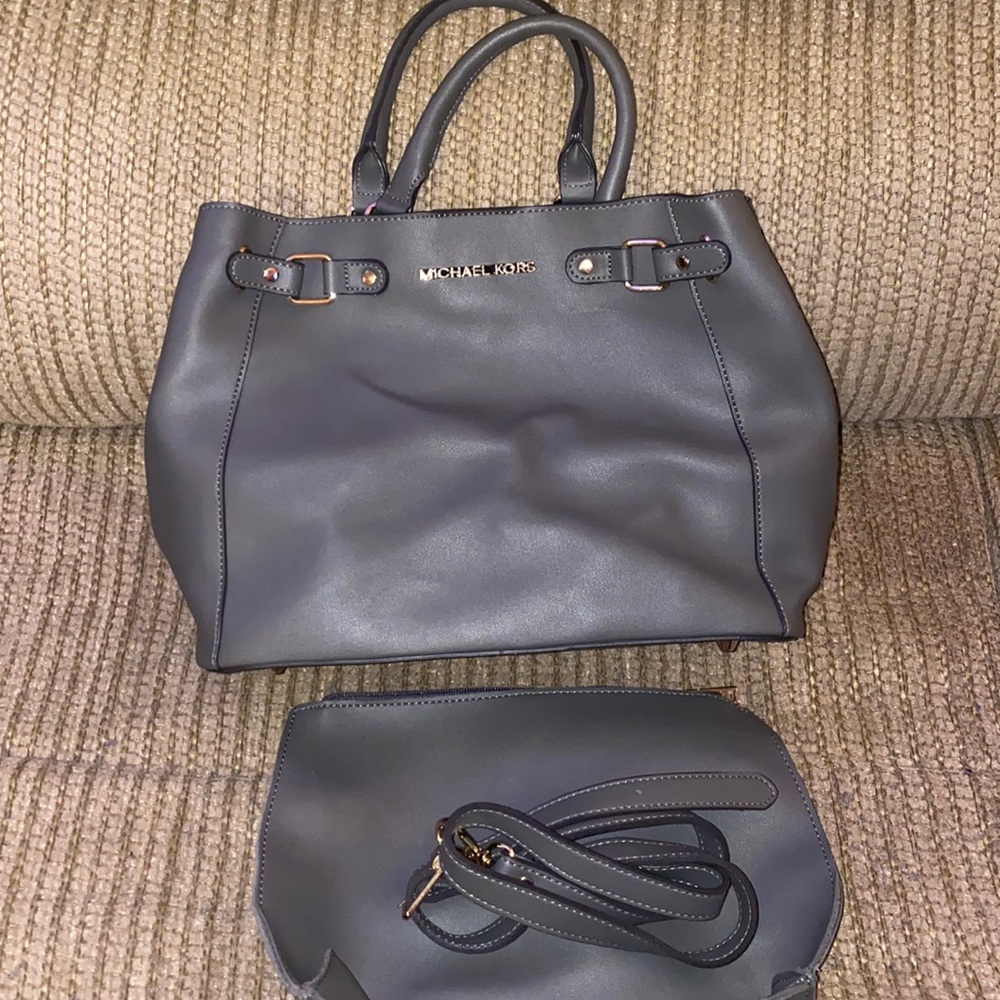 Michael Kors gray handbag with pouch in excellent condition!